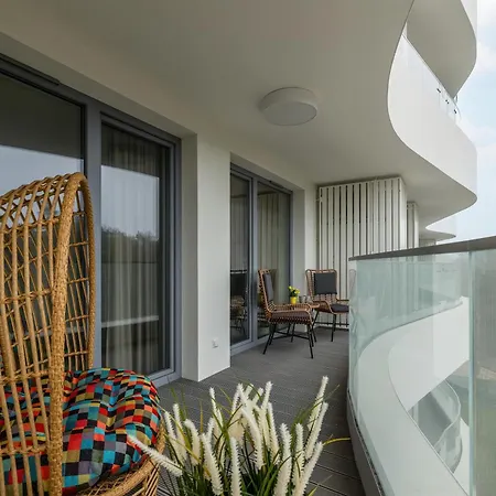 Pearl Turquoise Near The Sea With Free Parking By Renters Rogowo (Gryfice)