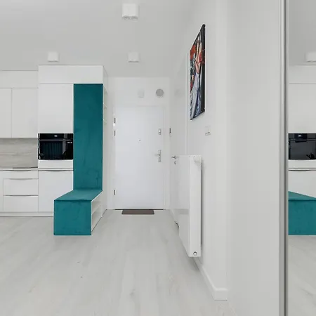 Pearl Turquoise Near The Sea With Free Parking By Renters *