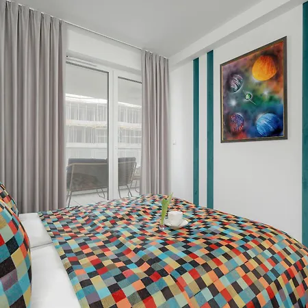 Pearl Turquoise Near The Sea With Free Parking By Renters *