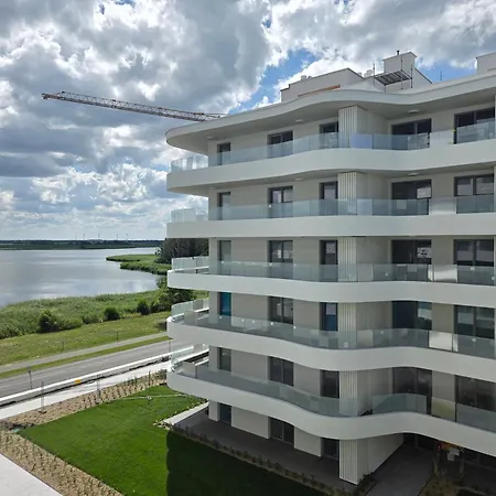 Pearl Turquoise Near The Sea With Free Parking By Renters *